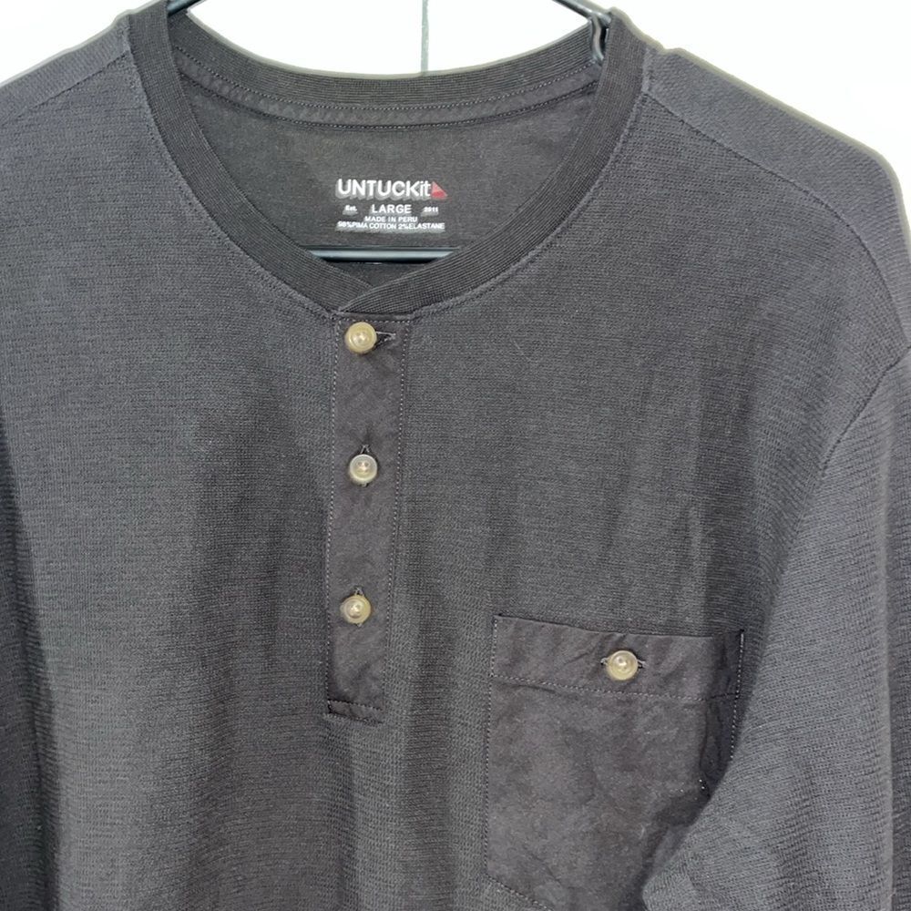 UnTuckit Polo LS 3 button Winter Style Lumel Crewneck Pocket T Shirt Black L